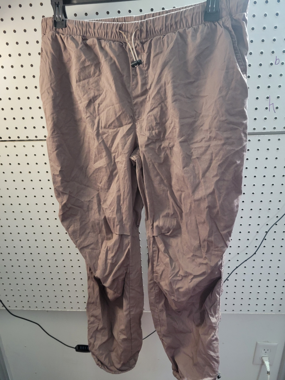 Mujer Boundaries Women's Drawstring Joggers - Mauve
